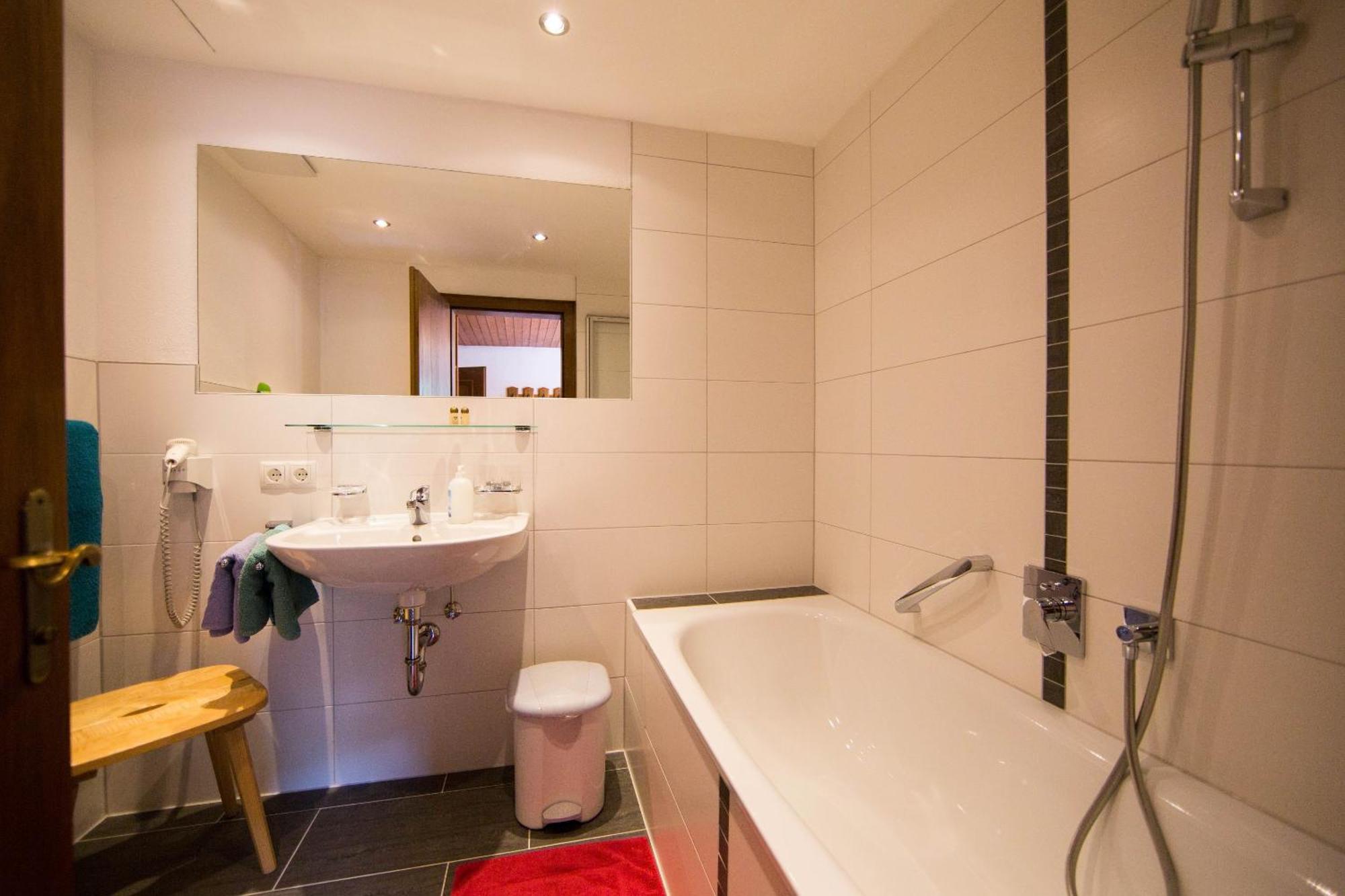 Pension Alpenrose Serfaus Room photo