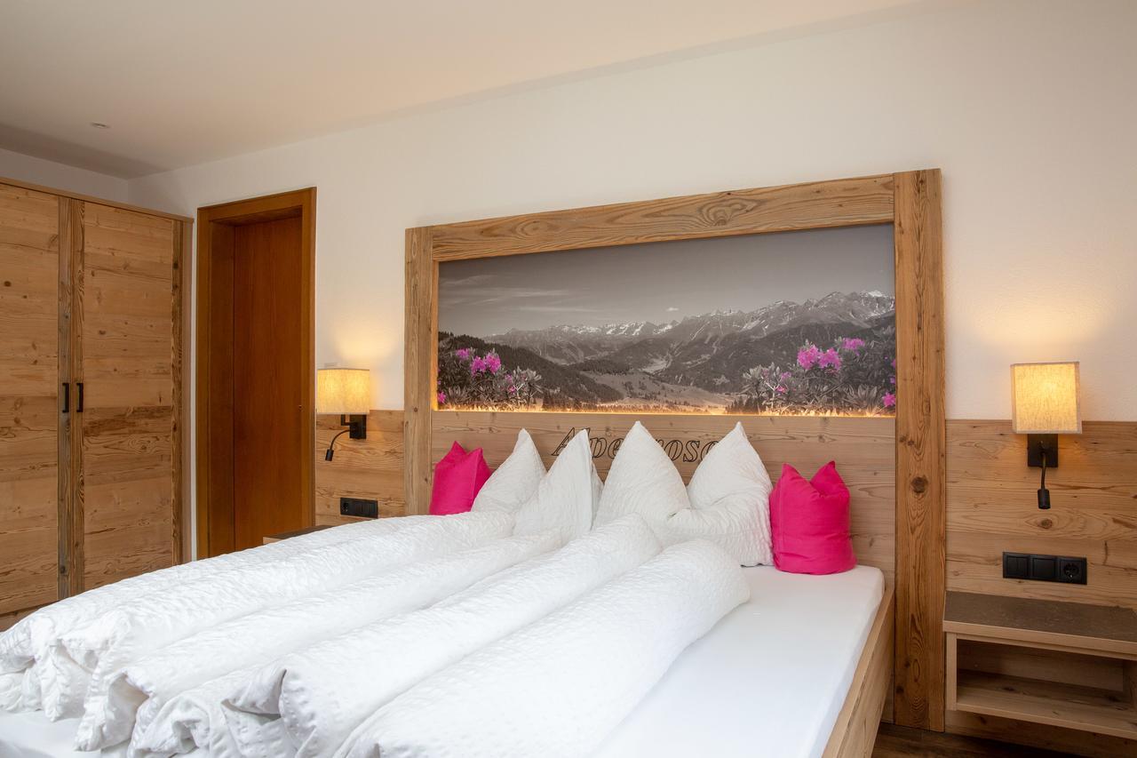 Pension Alpenrose Serfaus Exterior photo