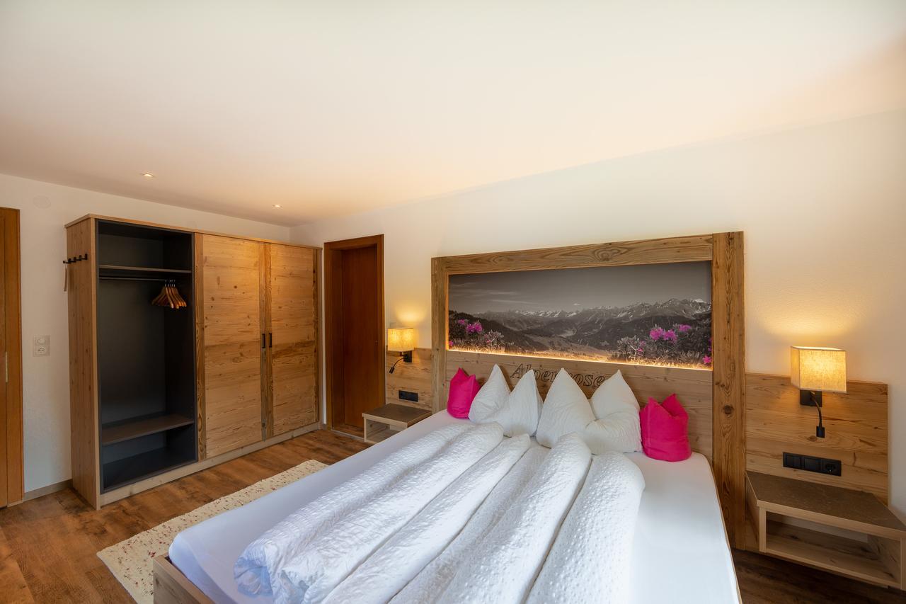Pension Alpenrose Serfaus Exterior photo